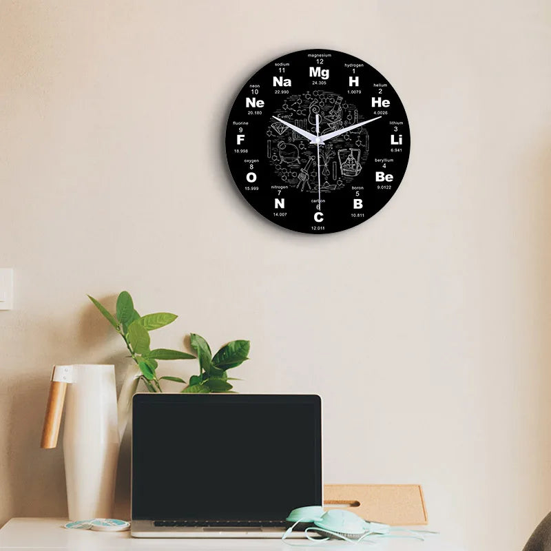 Horloge Murale Silencieuse Design Périodique Élémentaire
