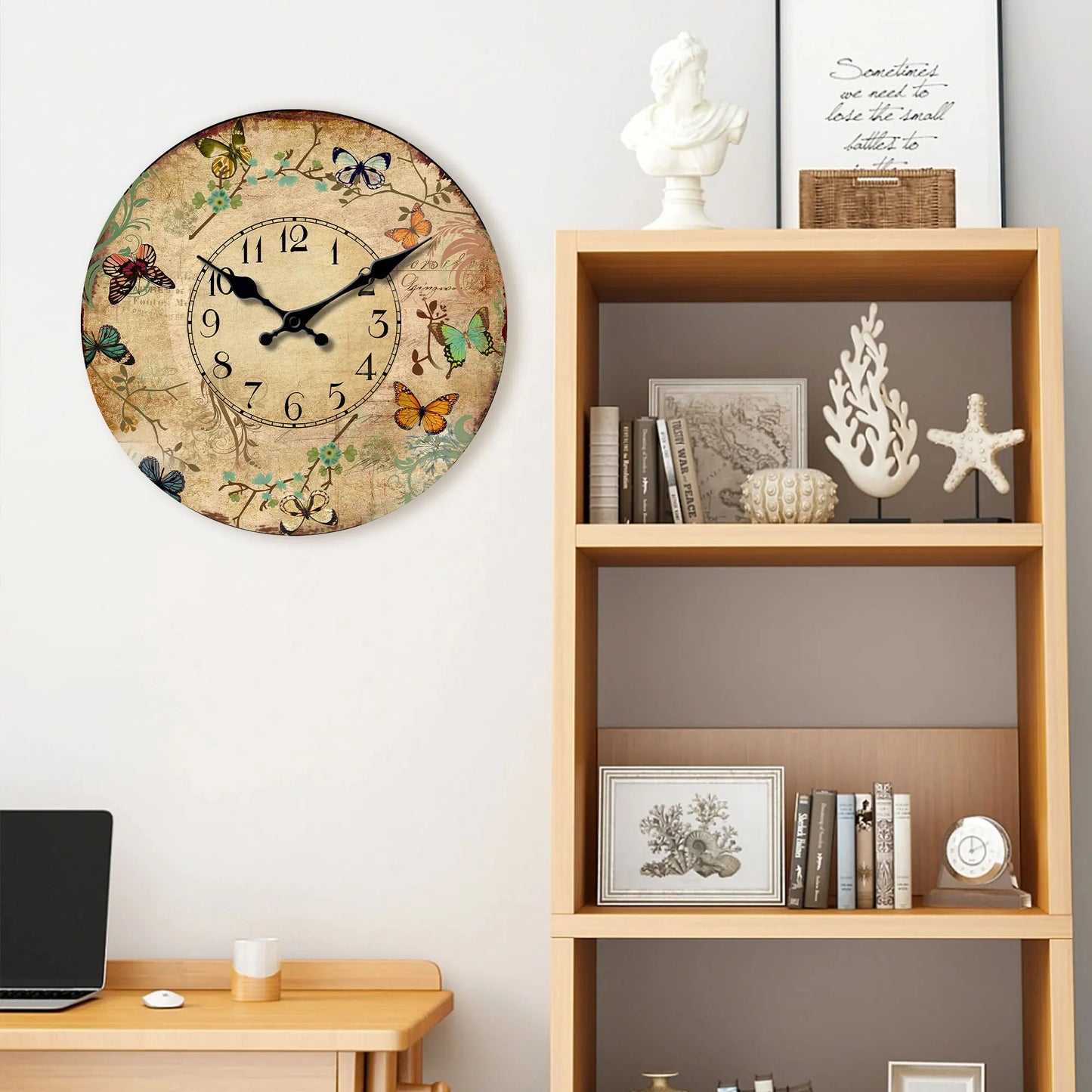 Horloge Murale Rétro en Bois Fleurs et Papillons Colorés
