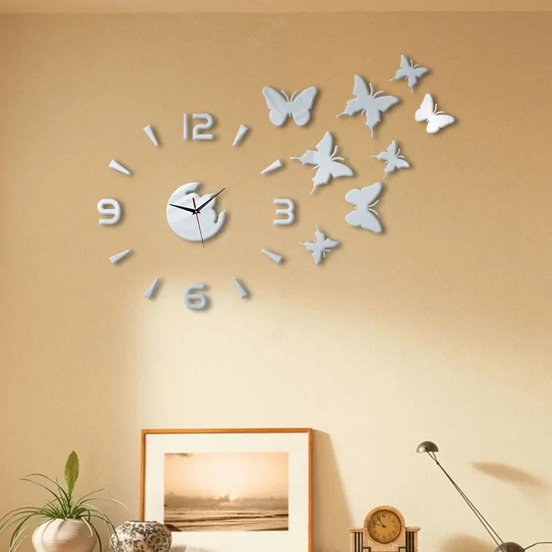 Horloge Murale Design Effet Miroir Papillons