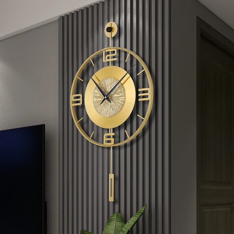 Grande Horloge Murale Dorée