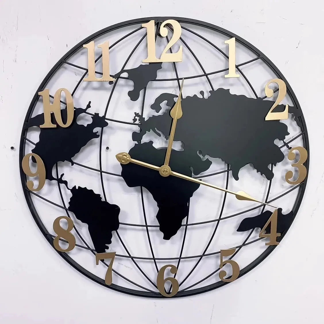 Grande Horloge Murale Carte du Monde Métal 60cm
