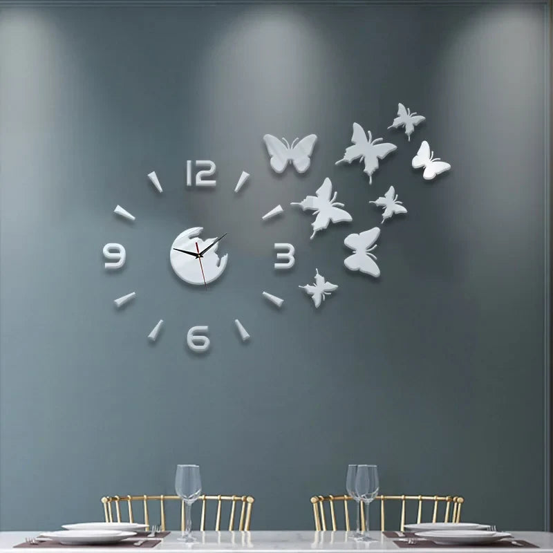 Horloge Murale Design Effet Miroir Papillons