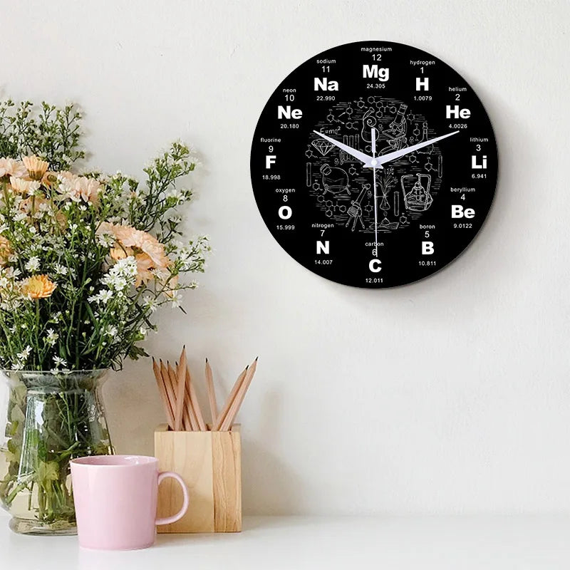 Horloge Murale Silencieuse Design Périodique Élémentaire